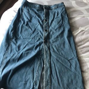Denim skirt